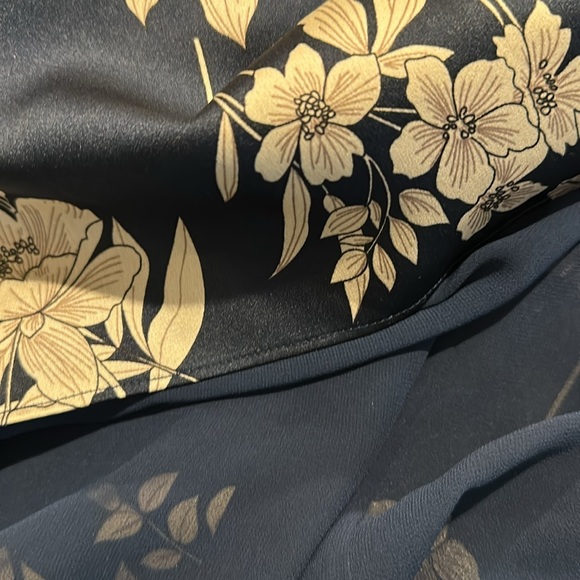 Vince Camuto Silk Dress - Picture 12 of 15